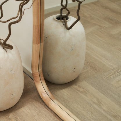 Aaliyah - Specchio irregolare in legno chiaro a figura intera 180 cm x 80 cm