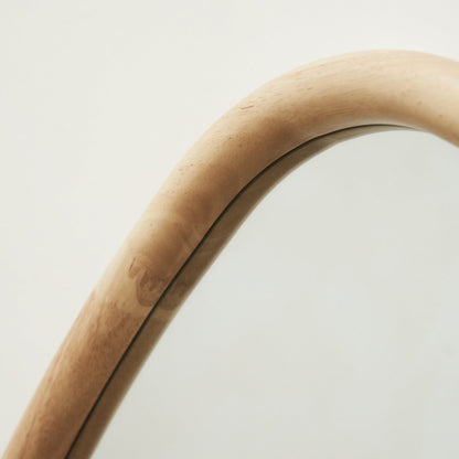 Aaliyah - Specchio irregolare in legno chiaro a figura intera 180 cm x 80 cm