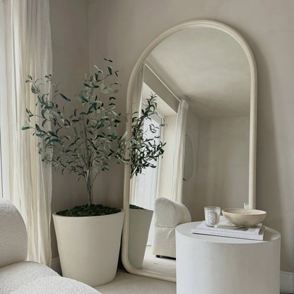 Amora - Grande specchio ad arco a figura intera in cemento 190 cm x 100 cm