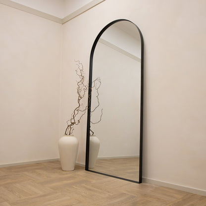 Arcus - Specchio ad Arco in Metallo Nero a Figura Intera 200 cm x 90 cm