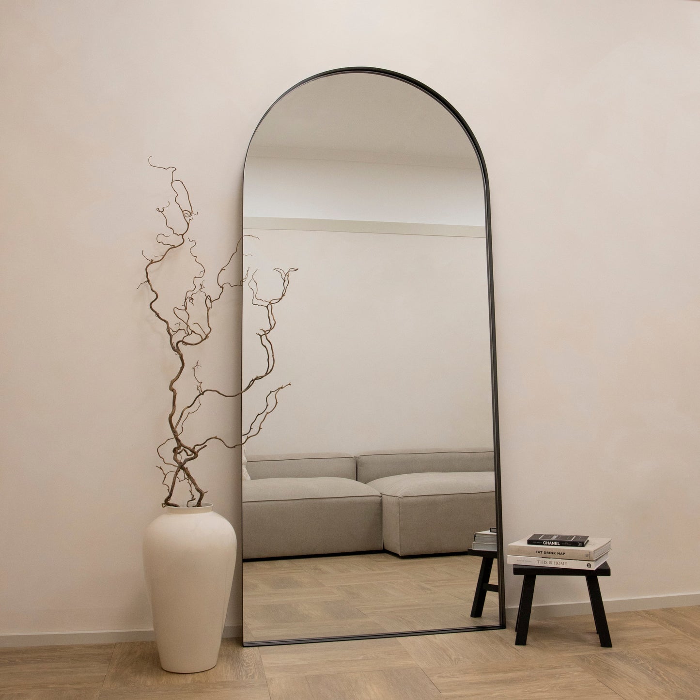 Arcus - Specchio ad Arco in Metallo Nero a Figura Intera 200 cm x 90 cm