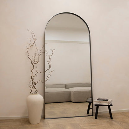 Arcus - Specchio ad Arco in Metallo Nero a Figura Intera 200 cm x 90 cm