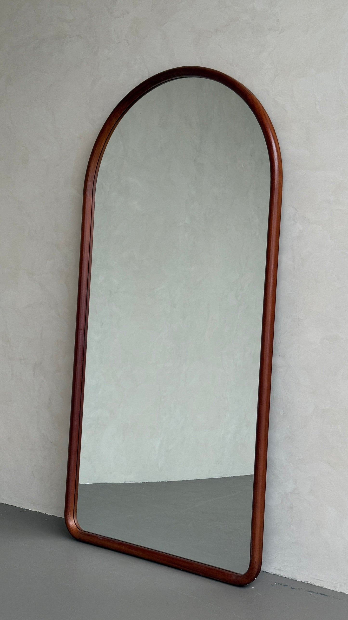 Celine Noce – Specchio ad arco in legno massiccio | 200 cm x 100 cm