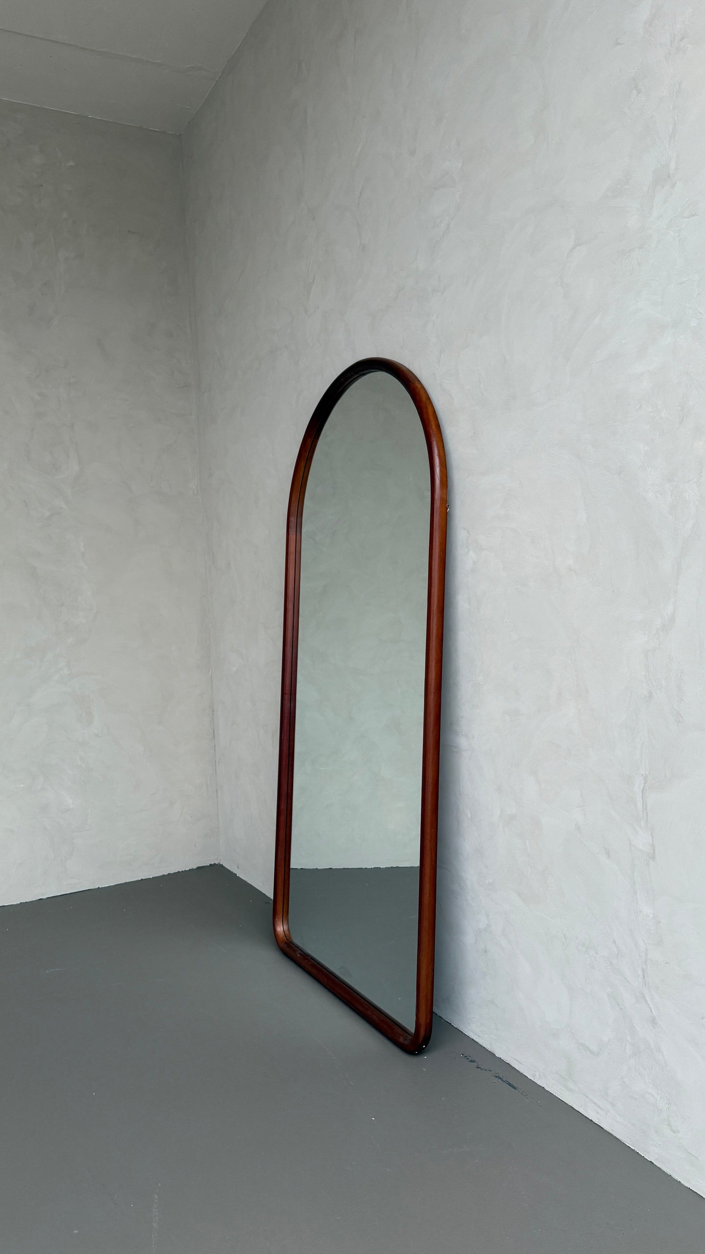 Celine Noce – Specchio ad arco in legno massiccio | 200 cm x 100 cm