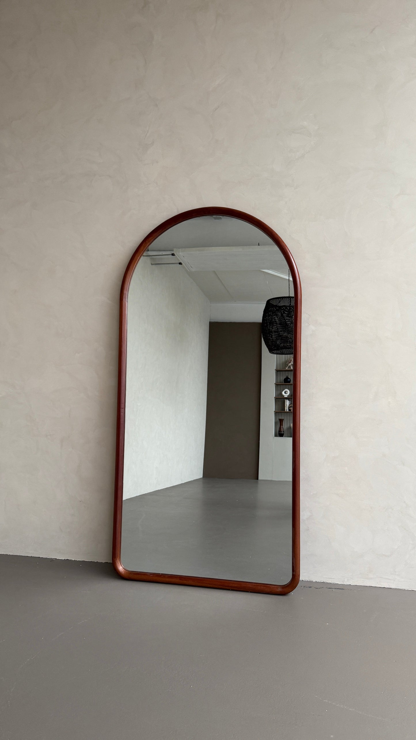 Celine Noce – Specchio ad arco in legno massiccio | 200 cm x 100 cm