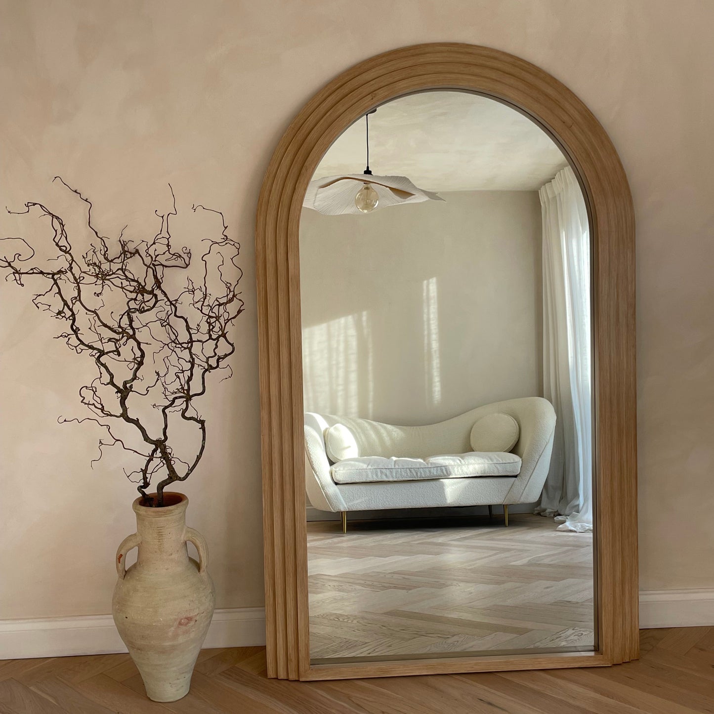 Luciana - Specchio ad Arco in Legno Lavato a Figura Intera 180cm x 110cm