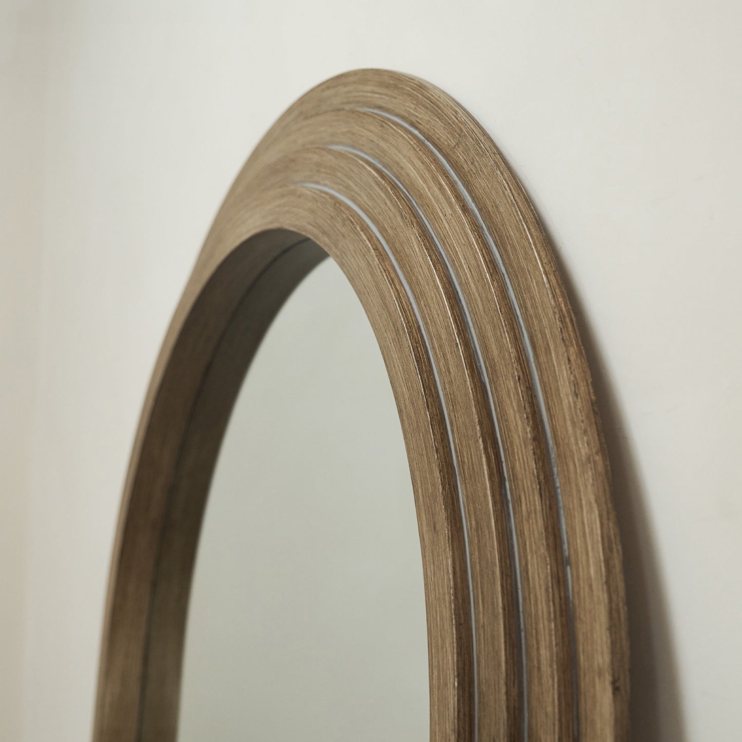 Luciana - Specchio ad Arco in Legno Lavato a Figura Intera 180cm x 80cm