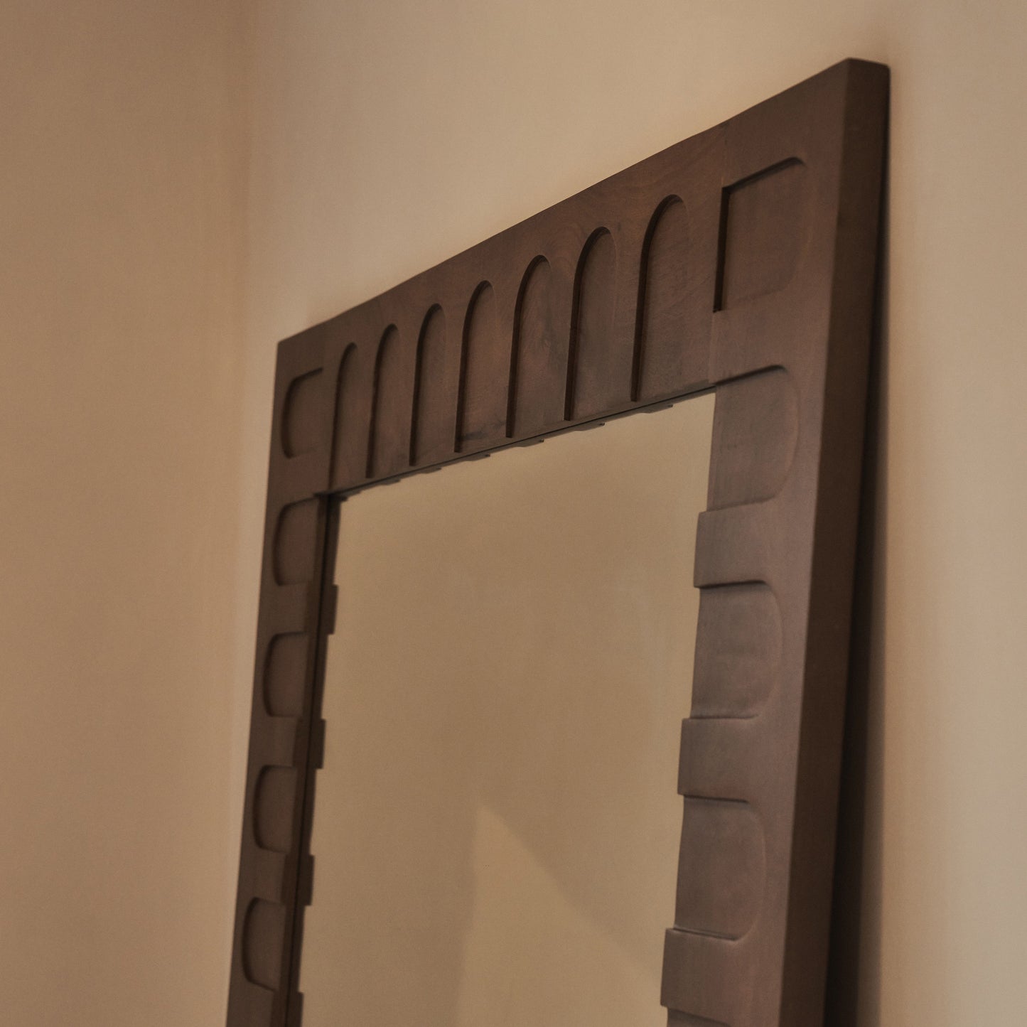 Valor - Specchio Premium in Legno Caldo Grande 200cm x 120cm