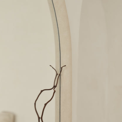 Amora - Grande specchio ad arco a figura intera in cemento 190 cm x 100 cm