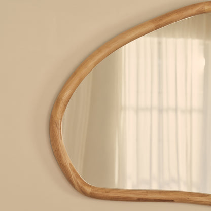 Aaliyah - Specchio da parete irregolare in legno chiaro 150 cm x 75 cm