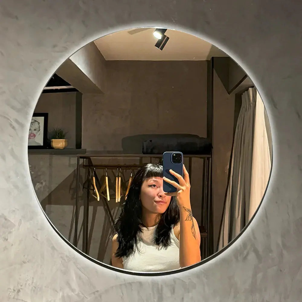 Specchio da Parete Rotondo a LED Moderno - Design Premium Retroilluminato e Impermeabile