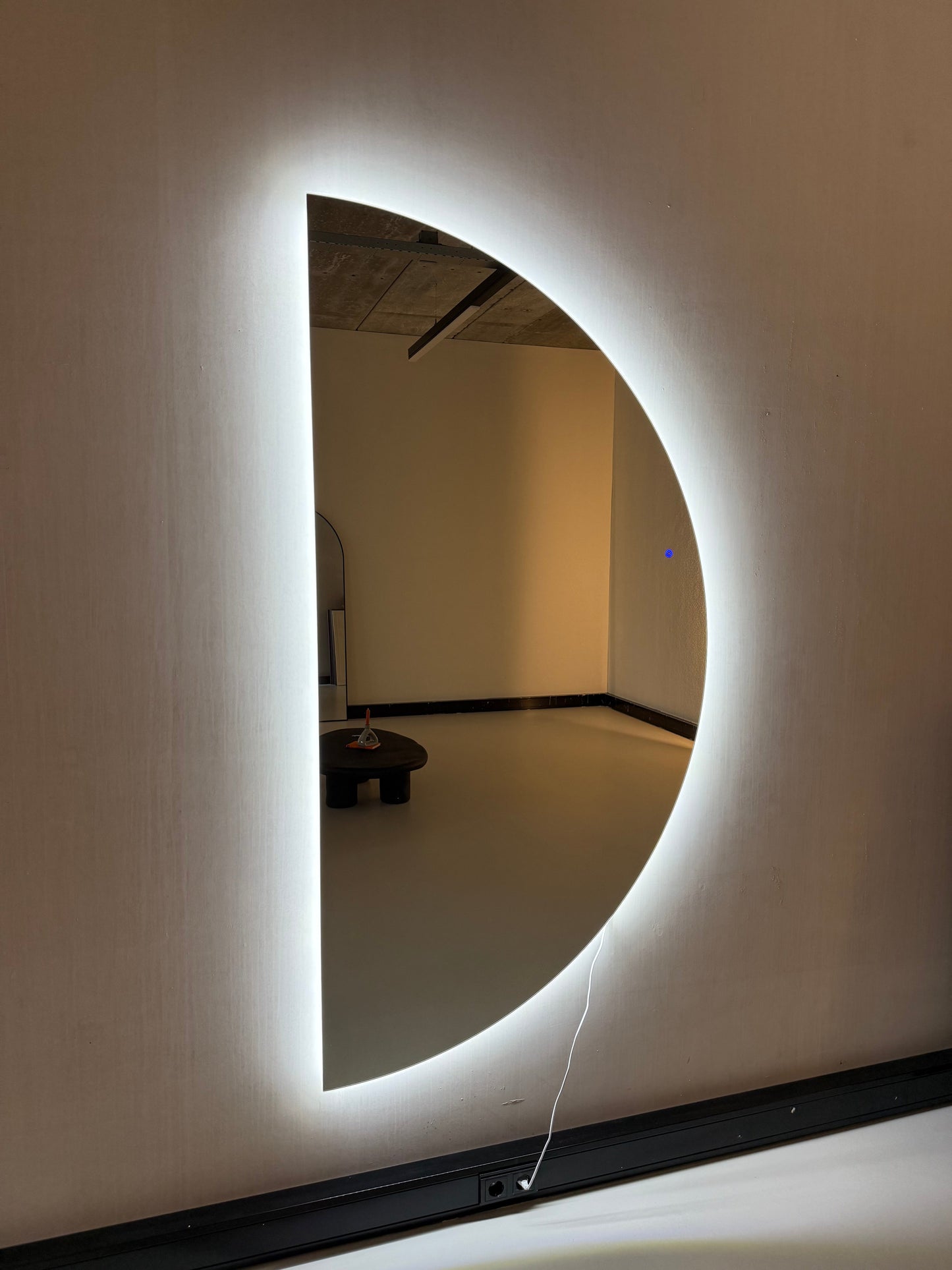 Specchio da parete di lusso Dane con illuminazione a LED | 200 cm x 100 cm