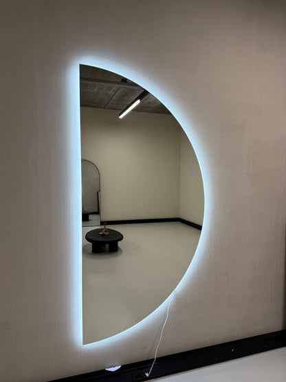 Specchio da parete di lusso Dane con illuminazione a LED | 200 cm x 100 cm
